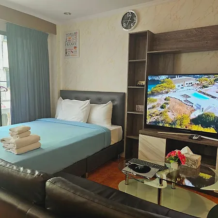 Patong Central Residence & Apartment Room photo