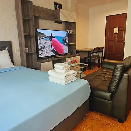Patong Central Residence & Apartment Room photo