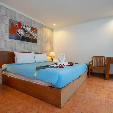 Patong Central Residence & Apartment Room photo
