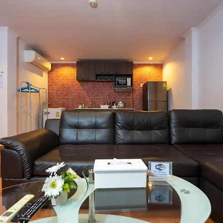 Patong Central Residence & Apartment Room photo
