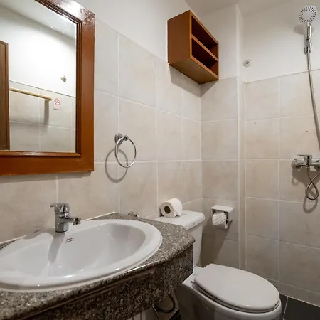 Patong Central Residence & Apartment Room photo