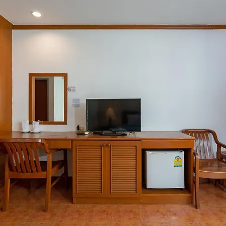 Patong Central Residence & Apartment Room photo